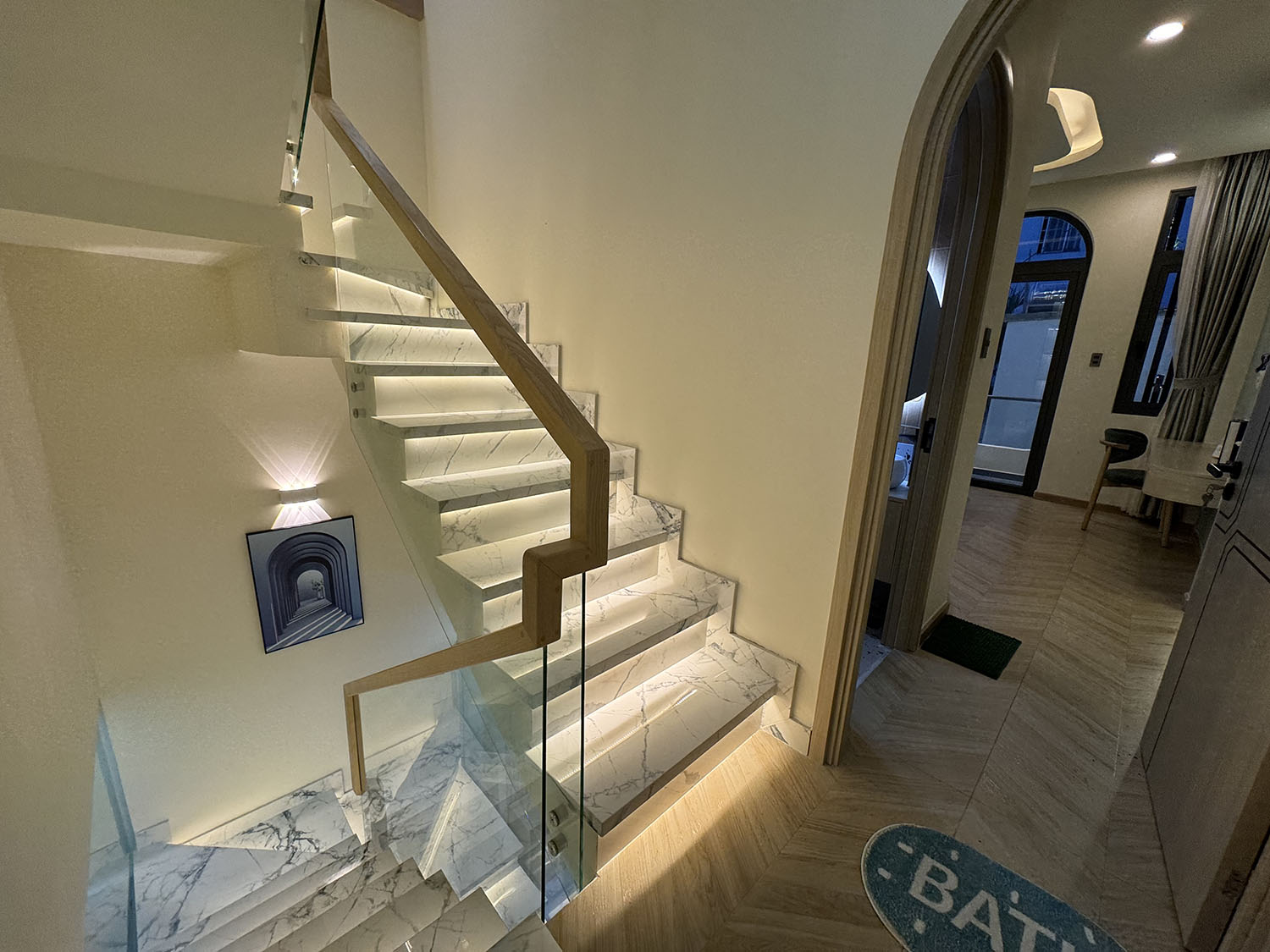 Tuyệt phẩm nhà phố 2 lầu (3,9m nở hậu 5,5m x 11m) full nội thất cao cấp khu VIP Thích Quảng Đức